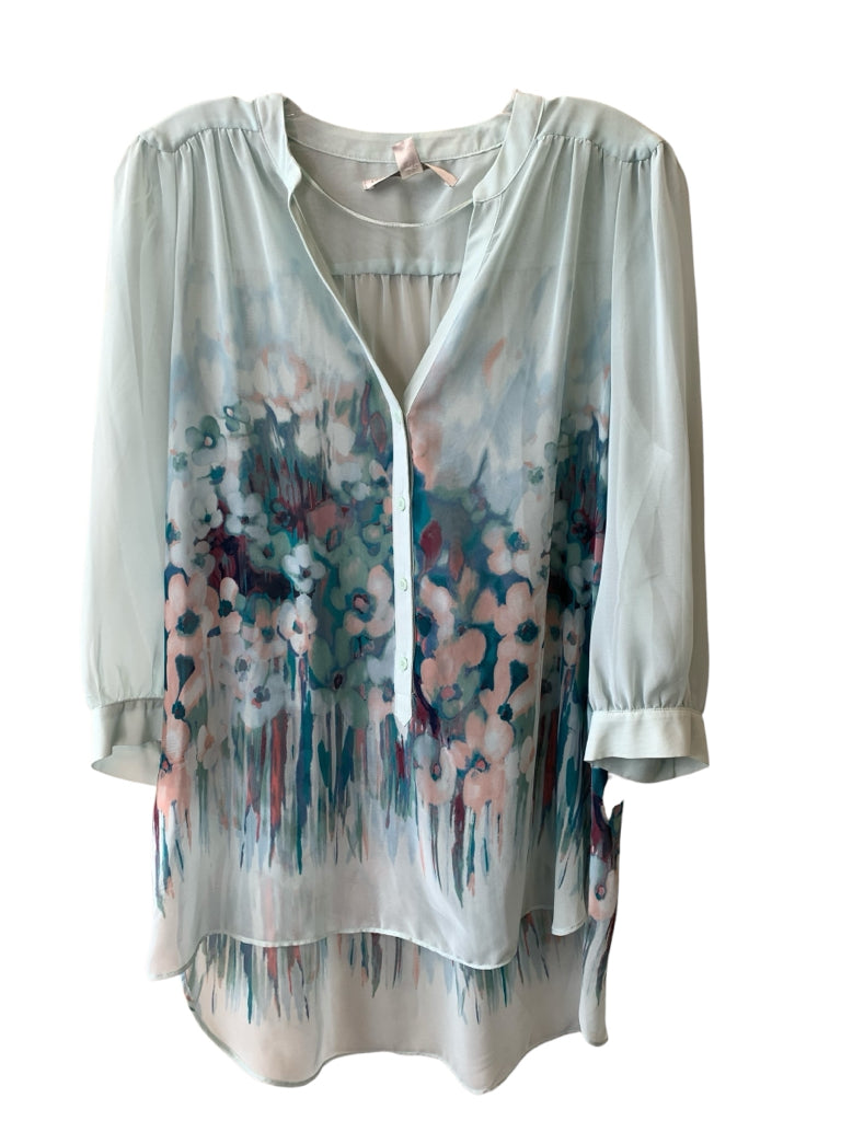 LAUREN CONRAD  large TOP W