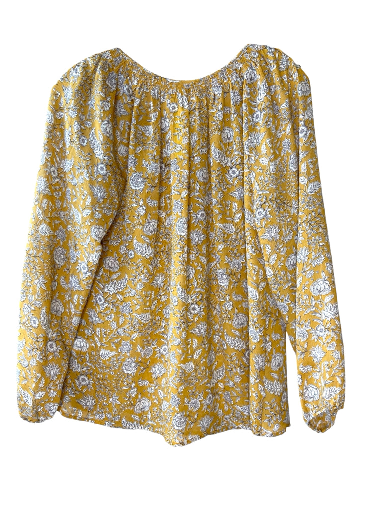 GARNET HILL Size small TOP  W