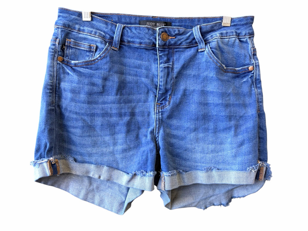 JUDY BLUE Size xL SHORT W