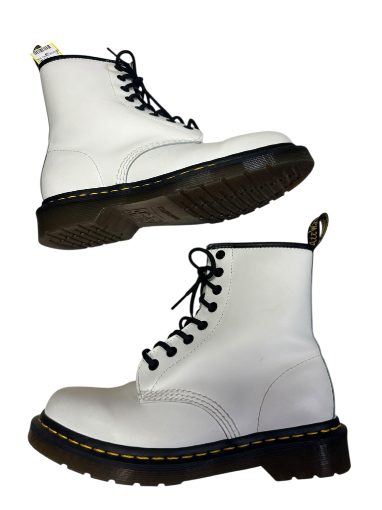 DR. MARTENS  7 BOOT W