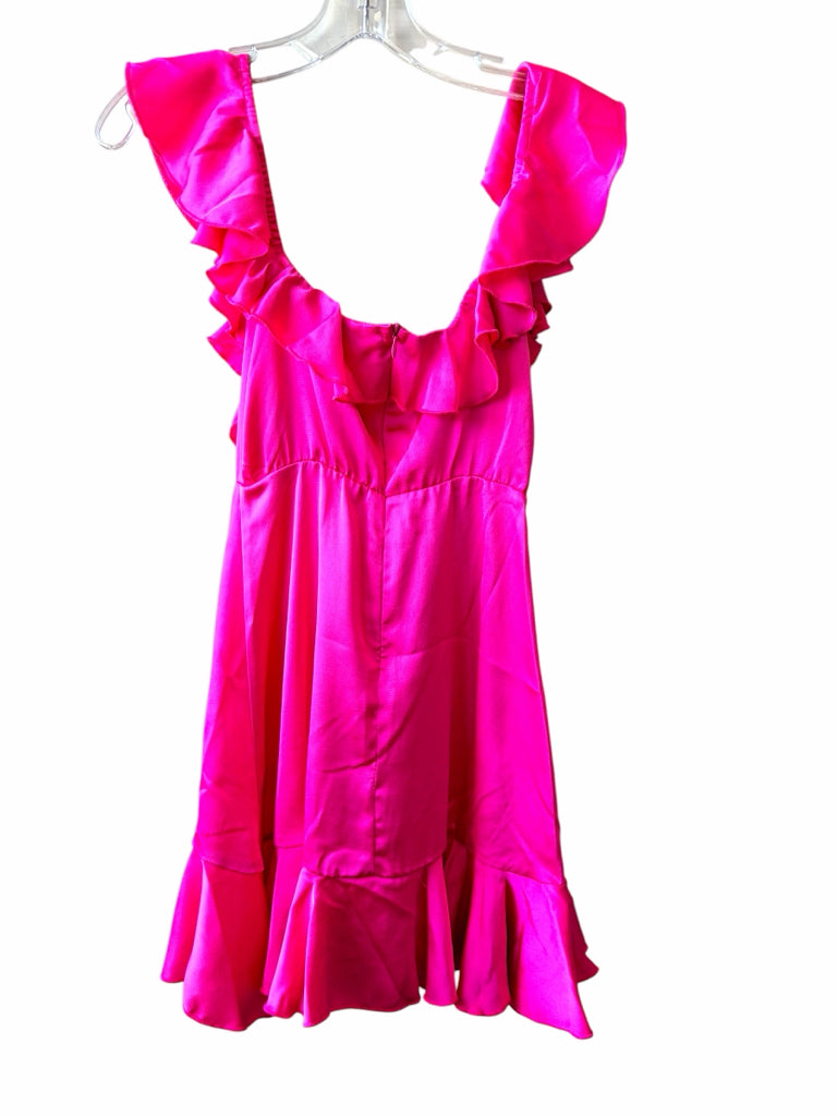 LUCY IN THE SKY Size small SHT DRS W