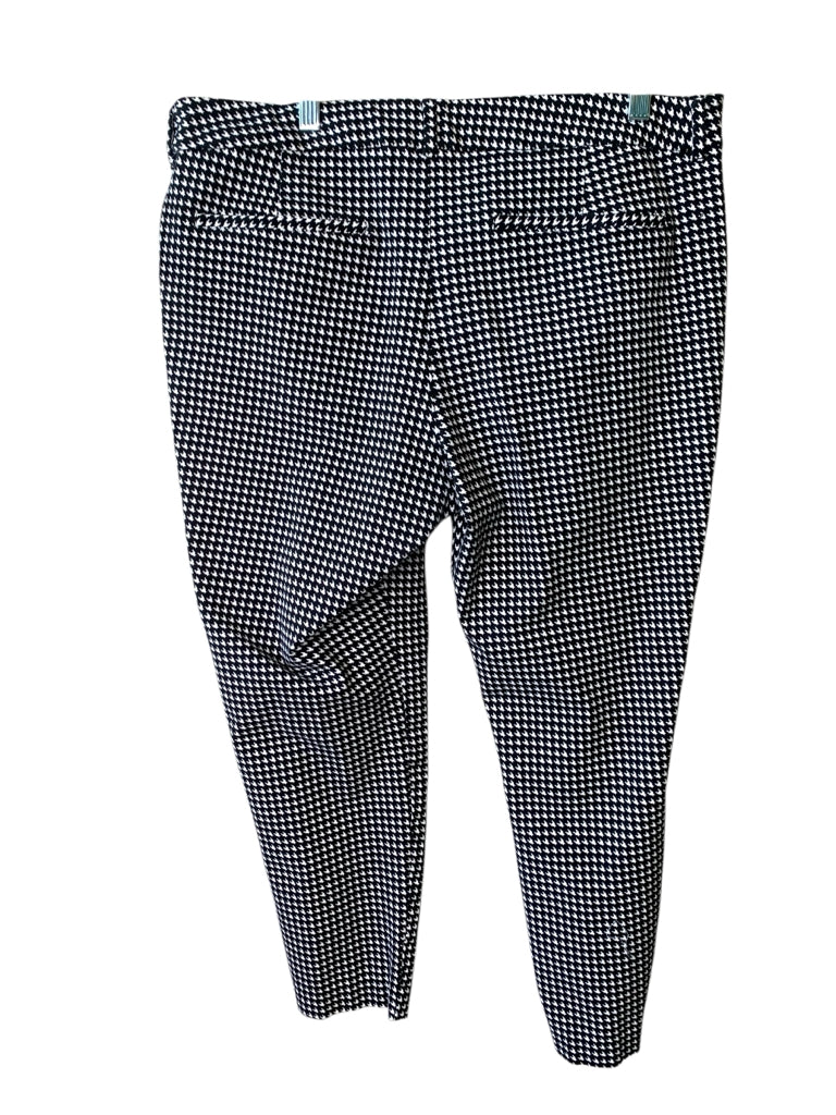 OLD NAVY  16 PANTS W