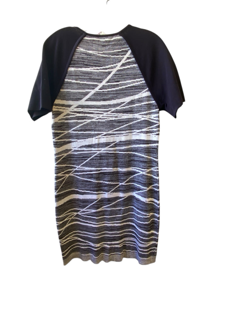 MISOOK Size small DRESS W