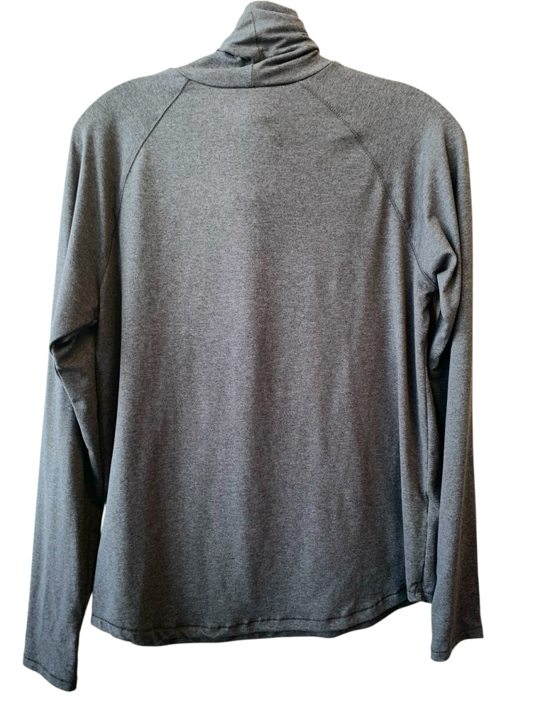 EDDIE BAUER  medium TOPW