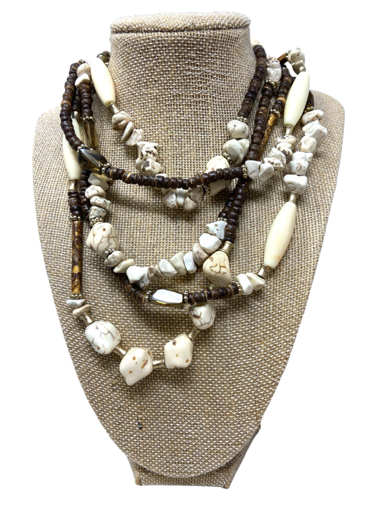 CHICO'S Size OSFM NECKLACE W