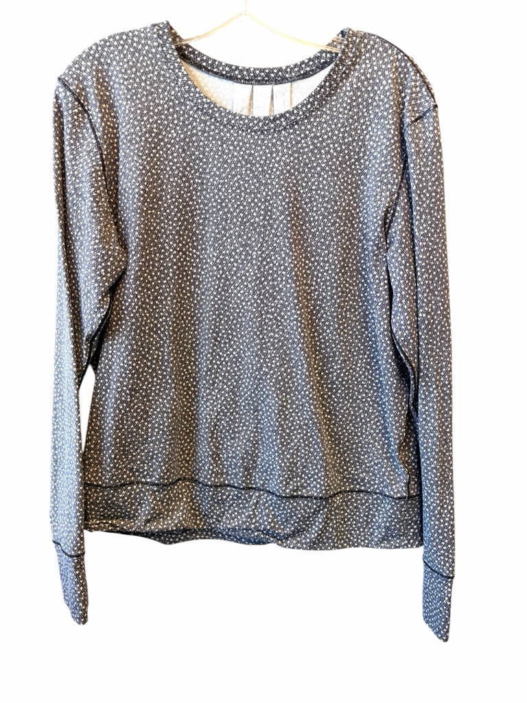 LULULEMON Size medium TOP W