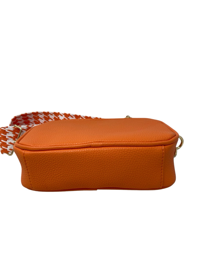AH*DORNED Size medium PURSE W