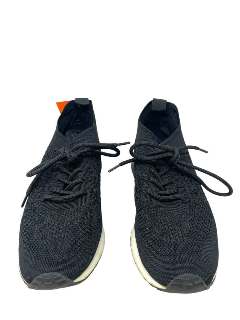 14TH & UNION  8 SNEAKERS W