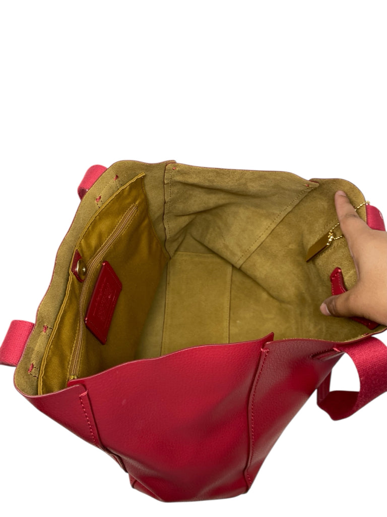 COACH Size medium TOTE W