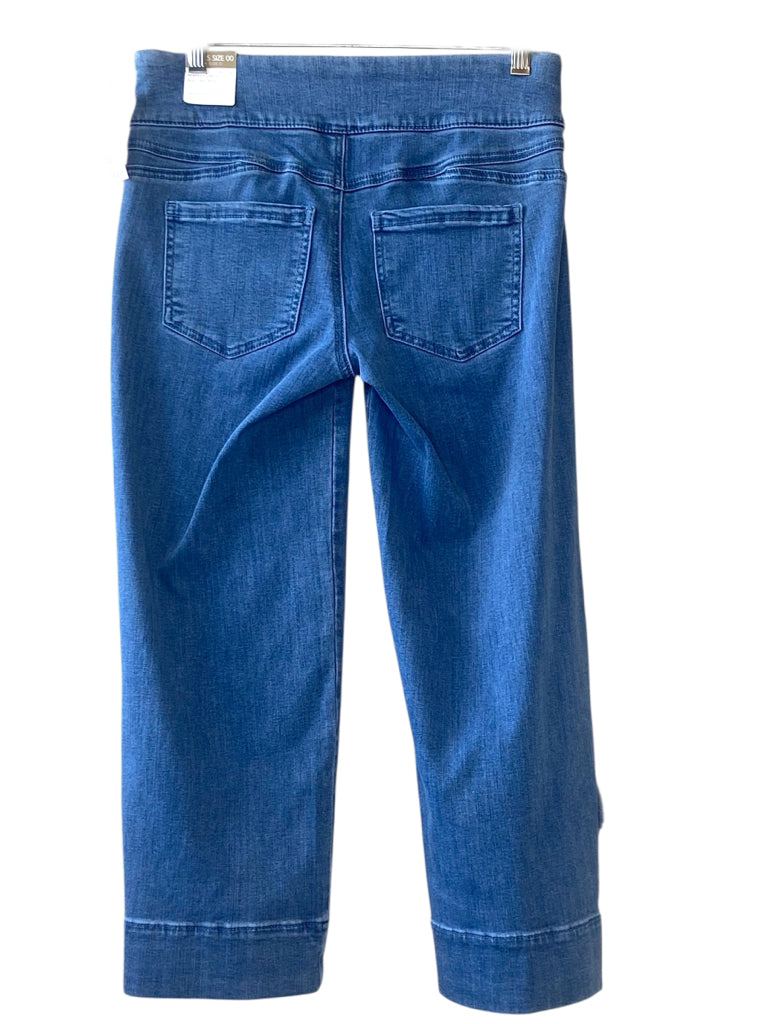 CHICO'S Size 2 CROP W