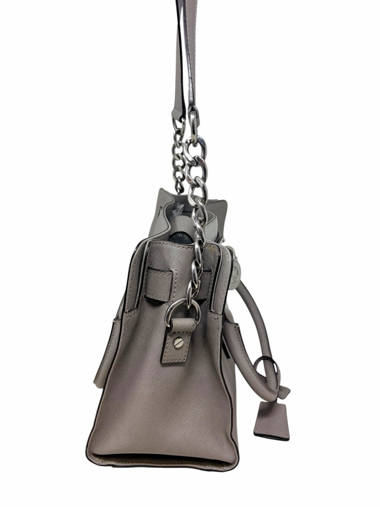 MICHAEL KORS Size medium PURSE W