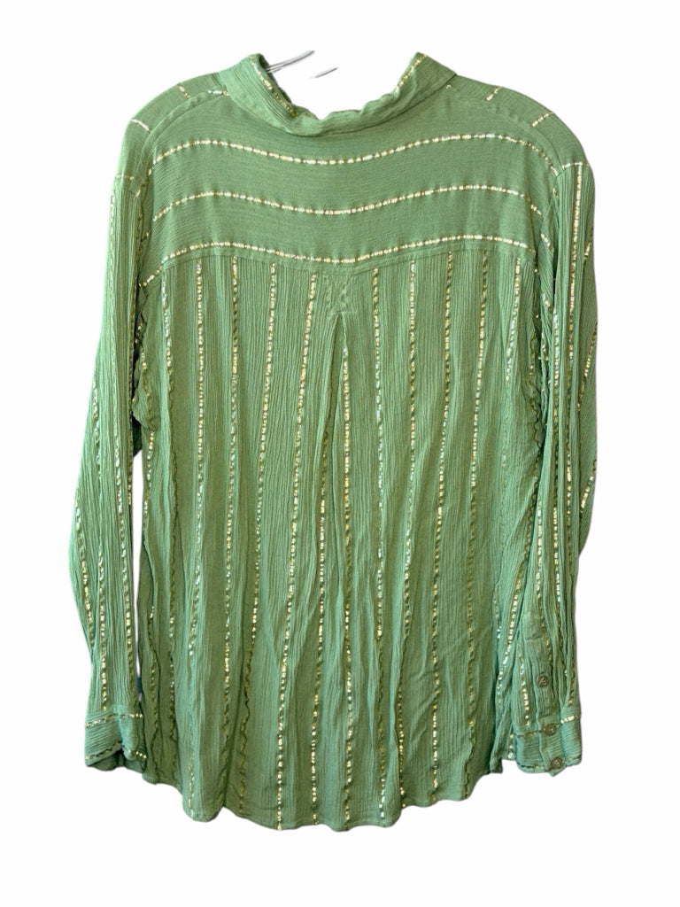 DAYTRIP Size large BLOUSE W