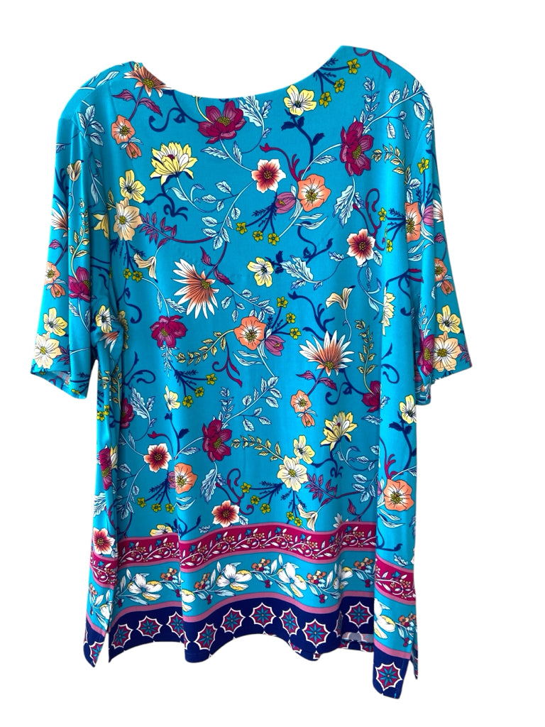 CHICO'S Size large TOPW