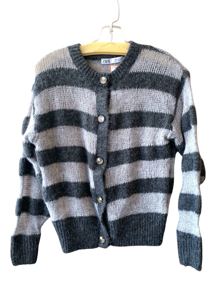 ZARA  medium CARDIGAN W