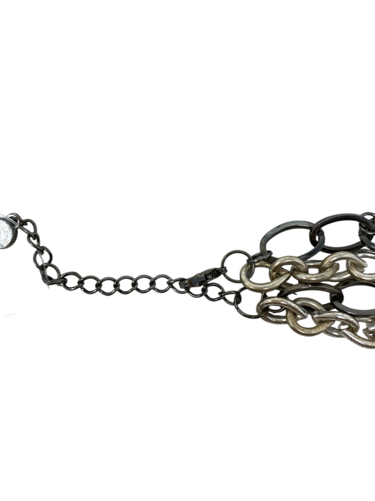 SIMPLY VERA NECKLACE W