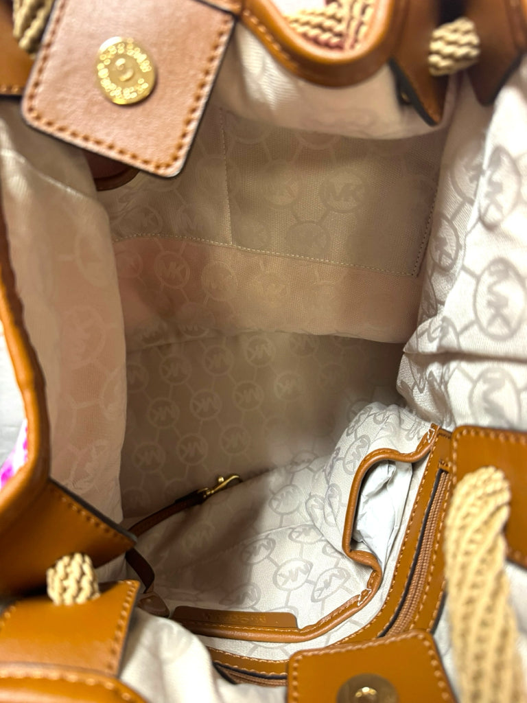 MICHAEL KORS Size NEW! PURSE W