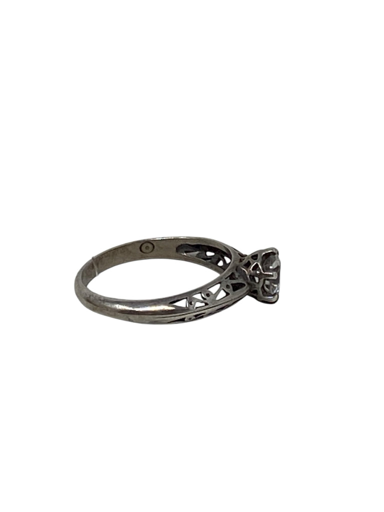 Size 8.5 RING