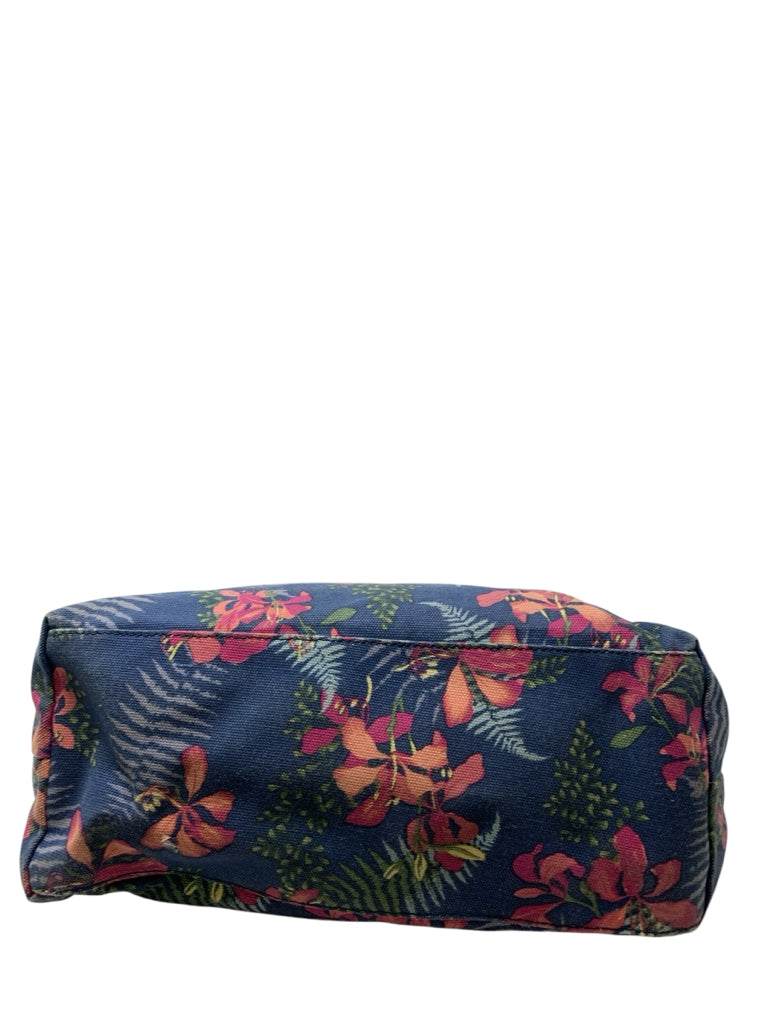 TOMMY BAHAMA  m/L PURSE W