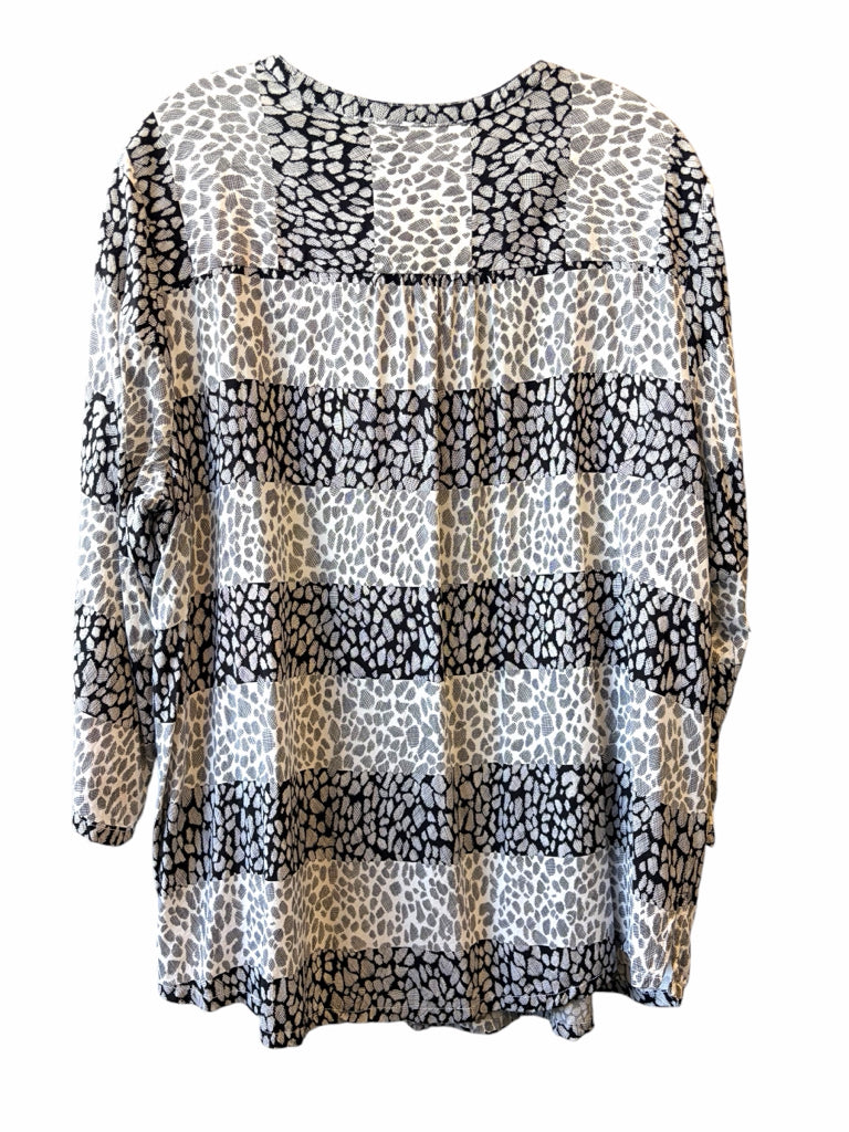 BLOOMCHIC Size 18-20 TOP W