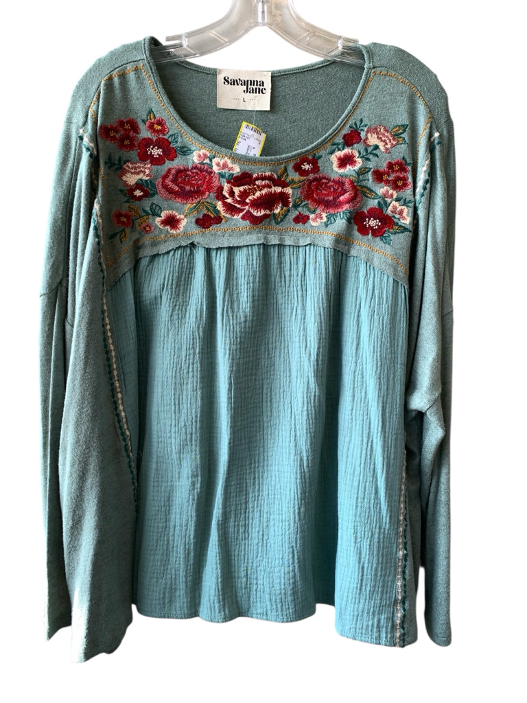 SAVANNA JANE  large TOP  W