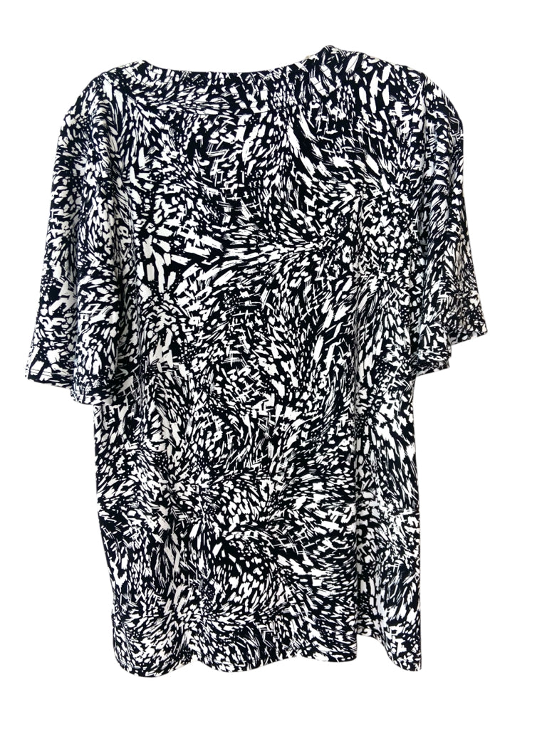 JM COLLECTION Size medium TOP W
