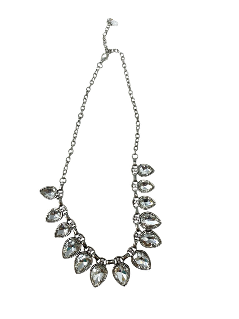 NECKLACE W