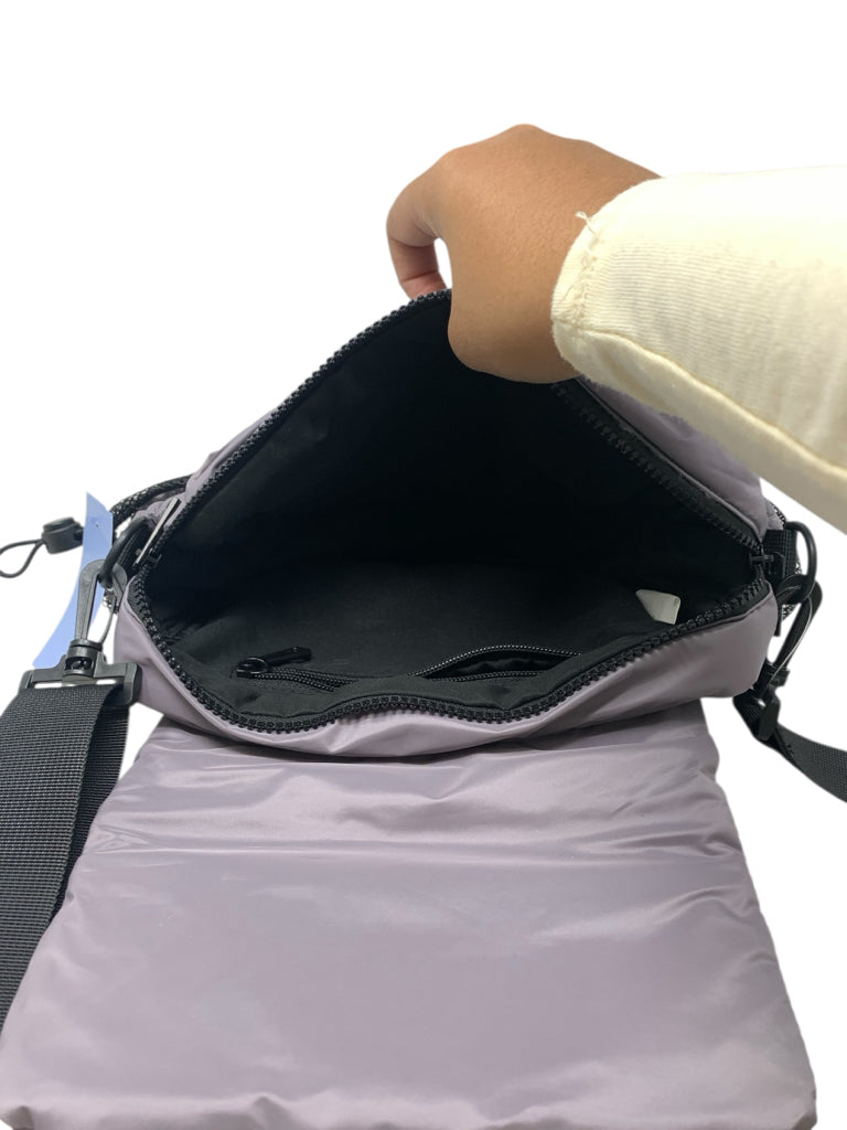 MACWE  medium CROSSBODY W