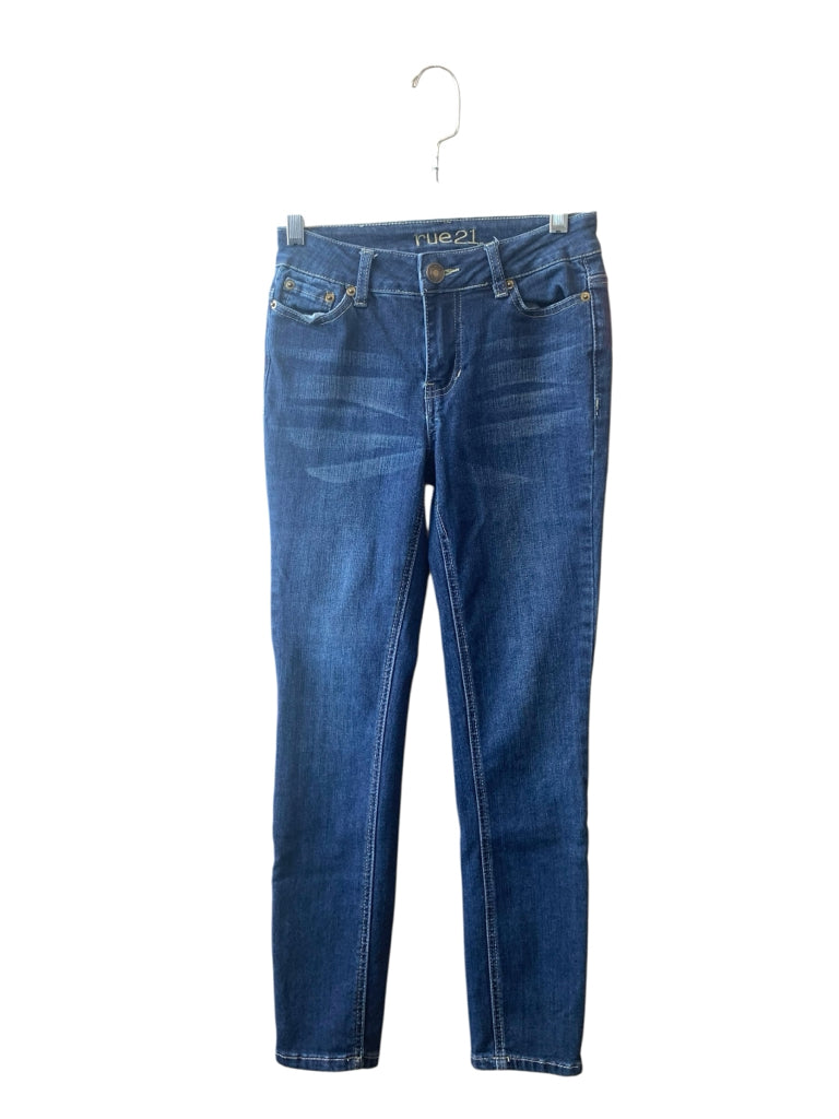 RUE 21  0SHORT JEANS W