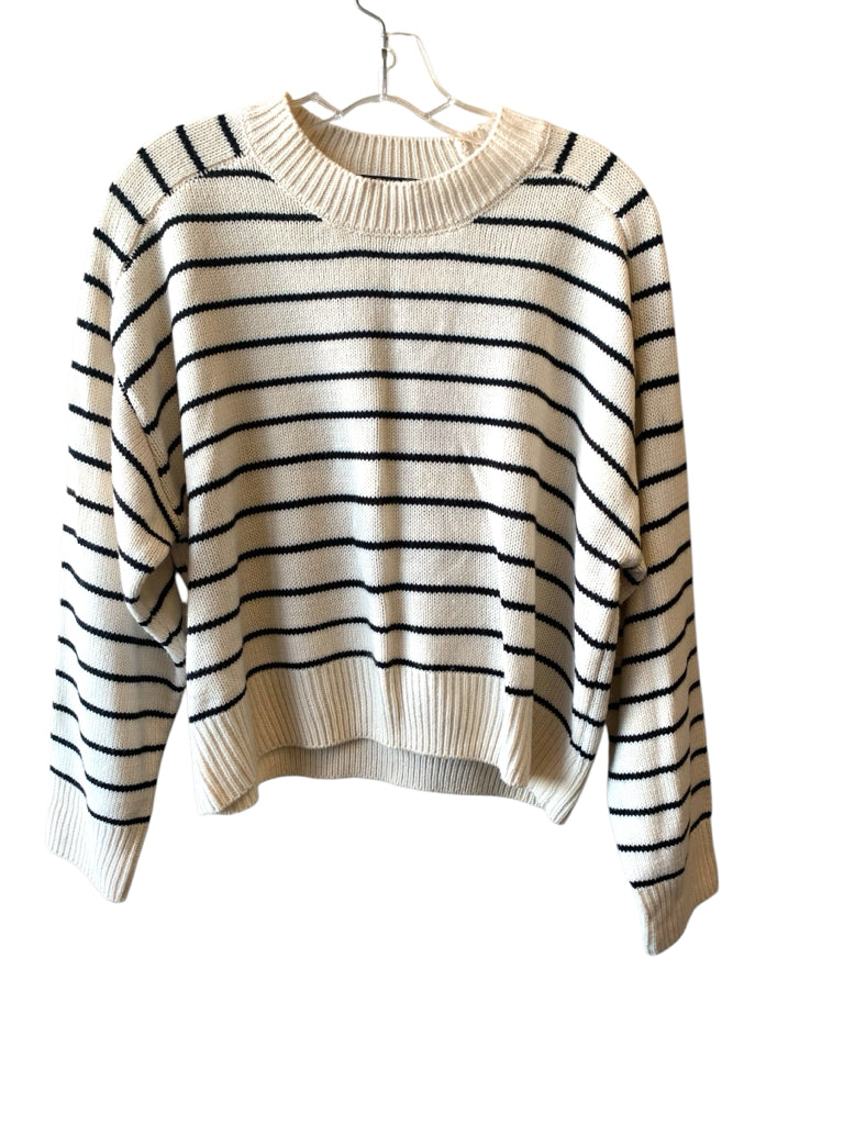 TAHARI  large SWEATER W