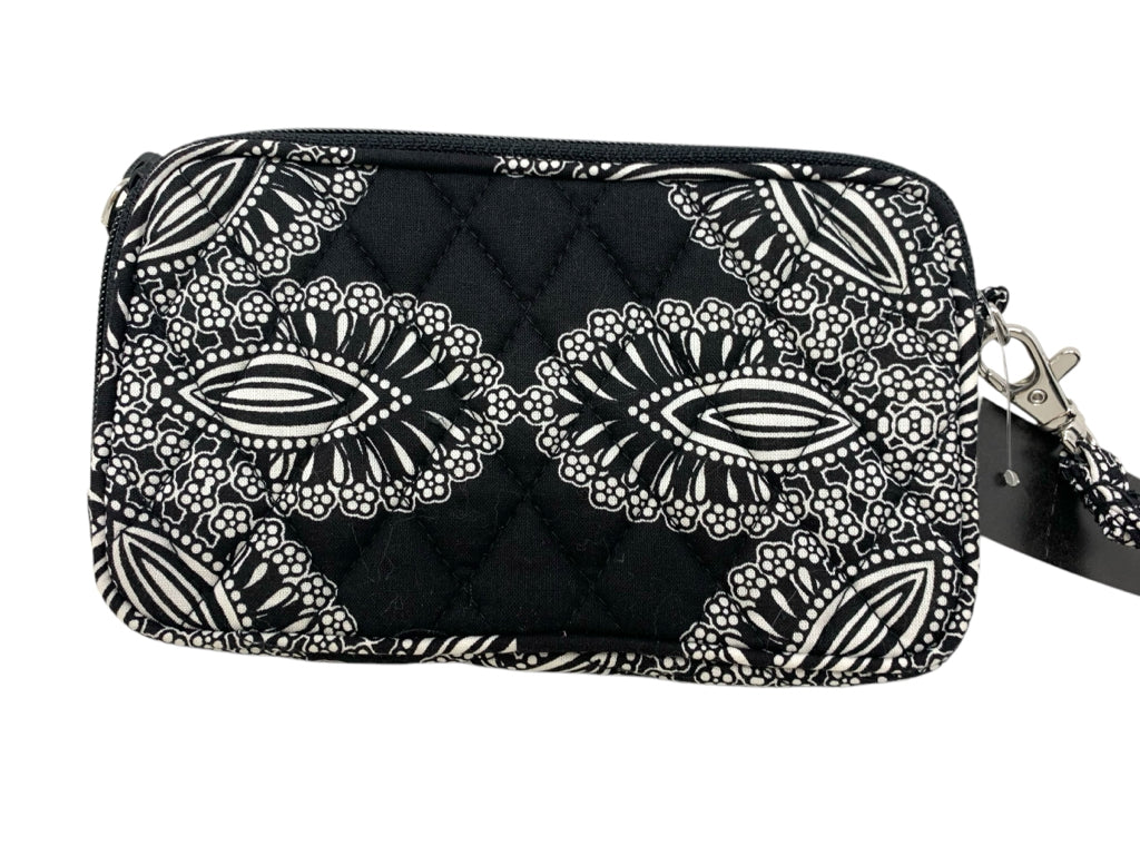 VERA BRADLEY  small WRISTLET