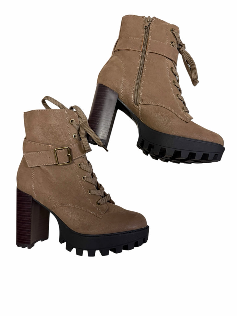 BAMBOO Size 8.5 BOOT W