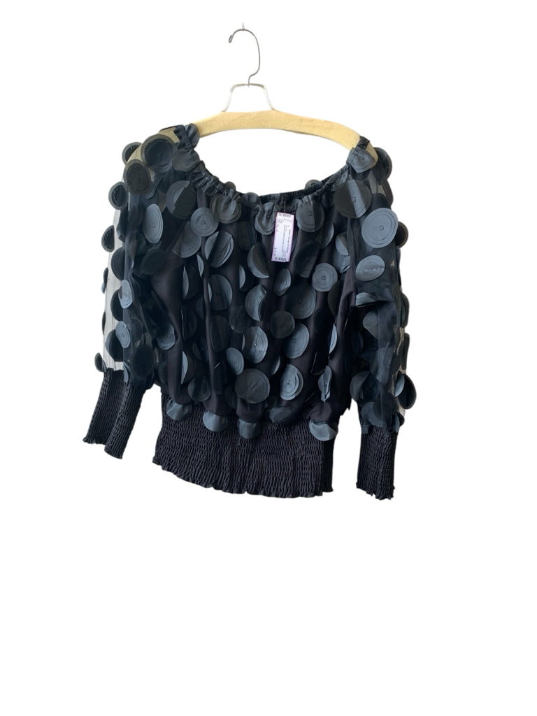 xL TOP W
