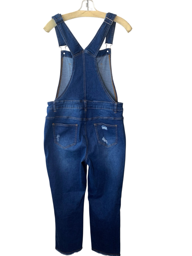 medium OVERALL W