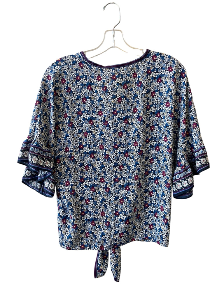 MAX STUDIO Size small TOP W