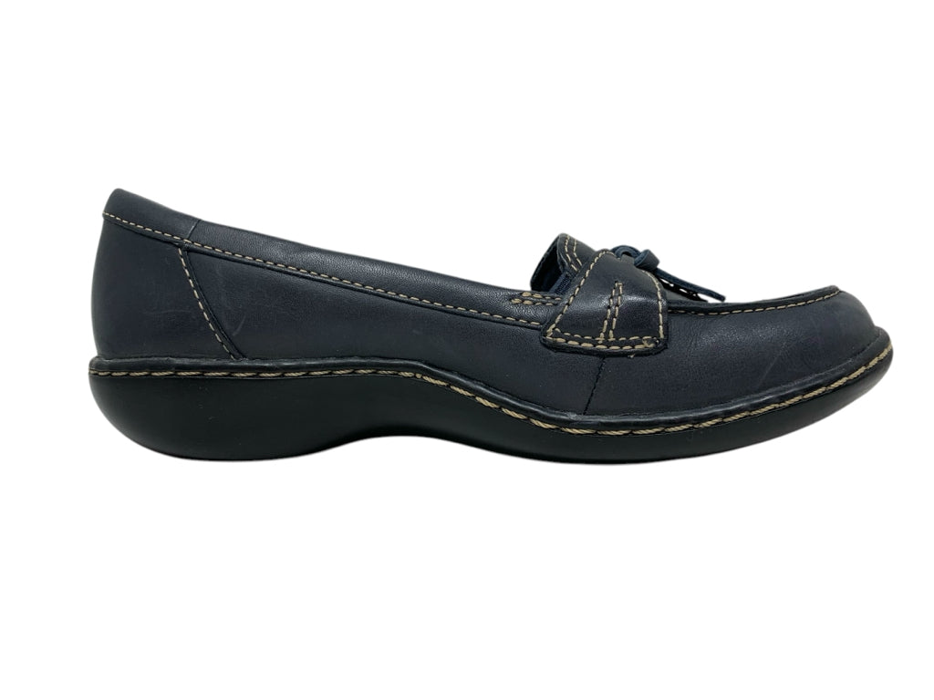 CLARKS  5.5 LOAFER W