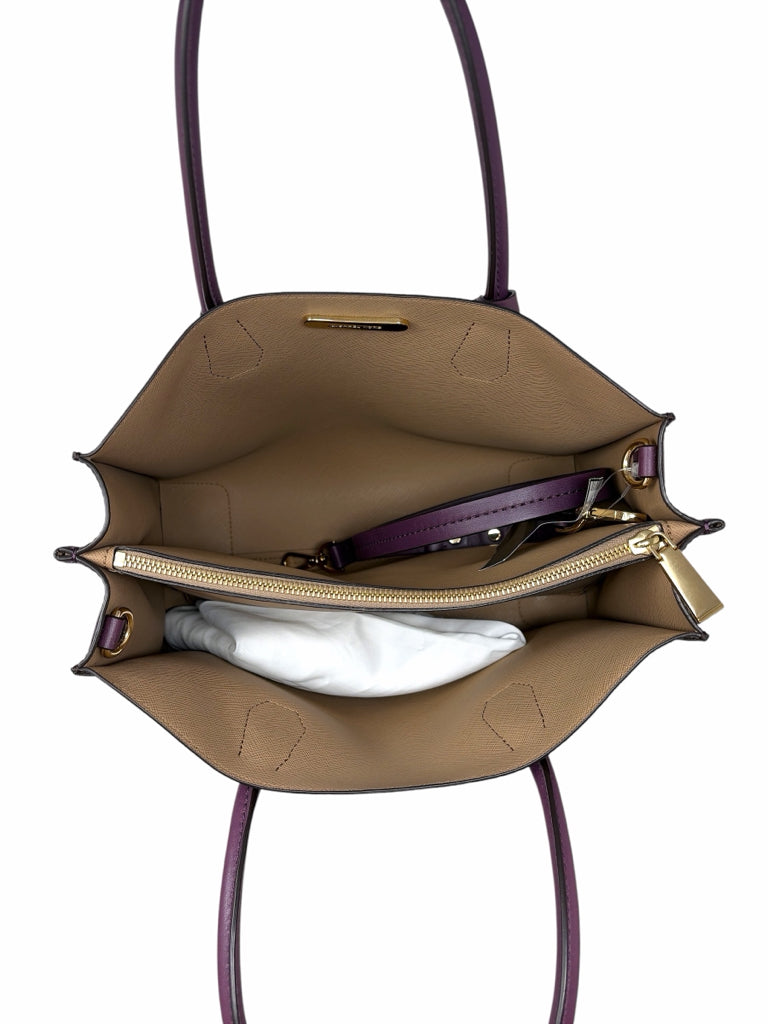 MICHAEL KORS Size medium HAND BAG