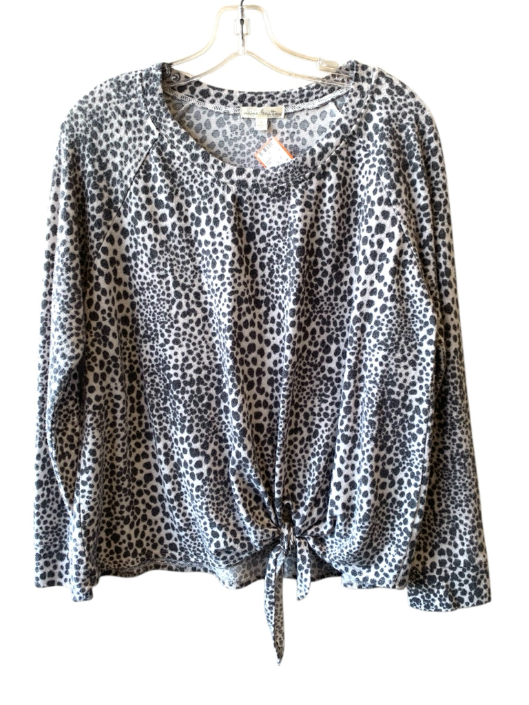 NINE BRITTON  large TOP  W