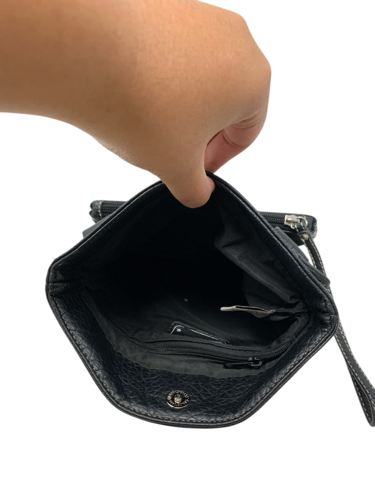 NINE WEST  medium WRISTLET