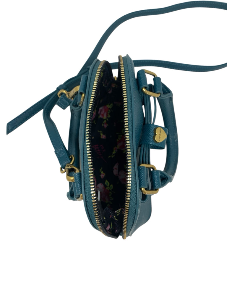 BETSEY JOHNSON  small PURSE W