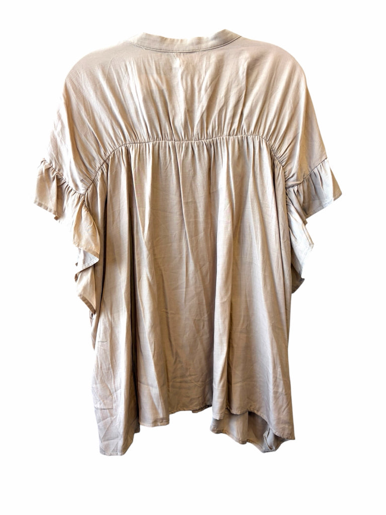 BIBI Size small BLOUSE W