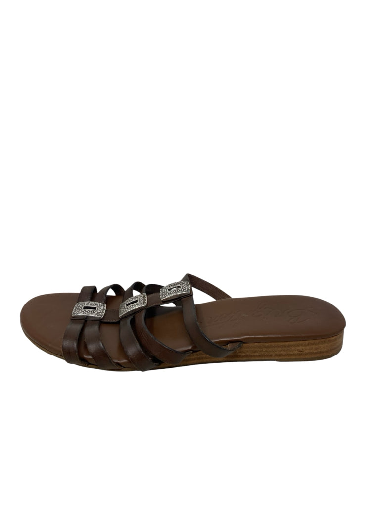 BRIGHTON Size 8.5 SLIDE W