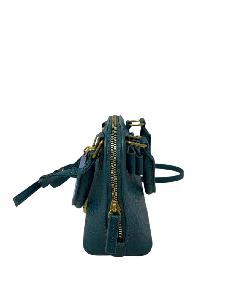 BETSEY JOHNSON  small PURSE W