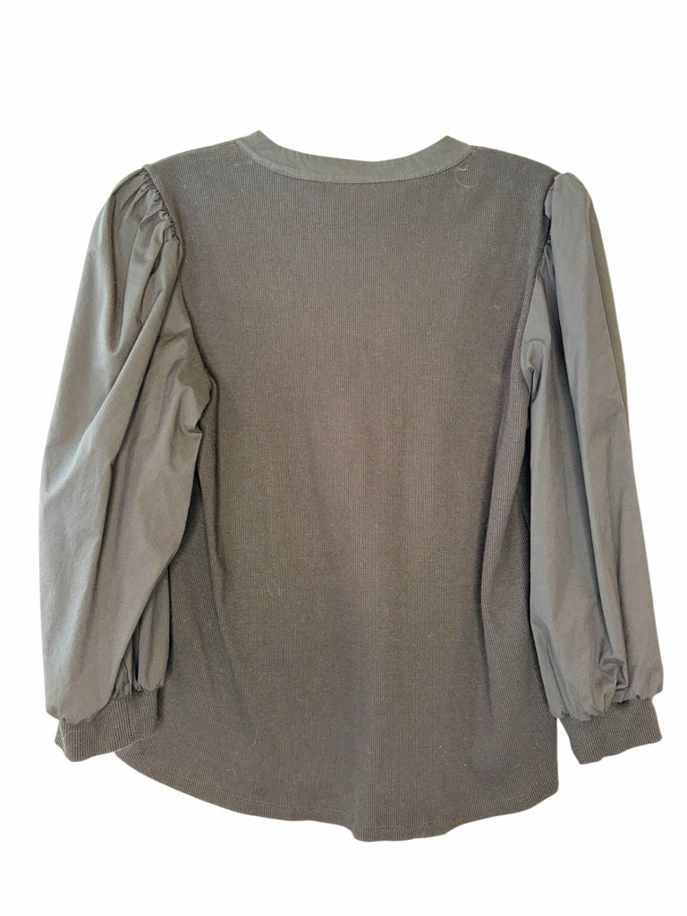 CHICO'S Size medium TOP W