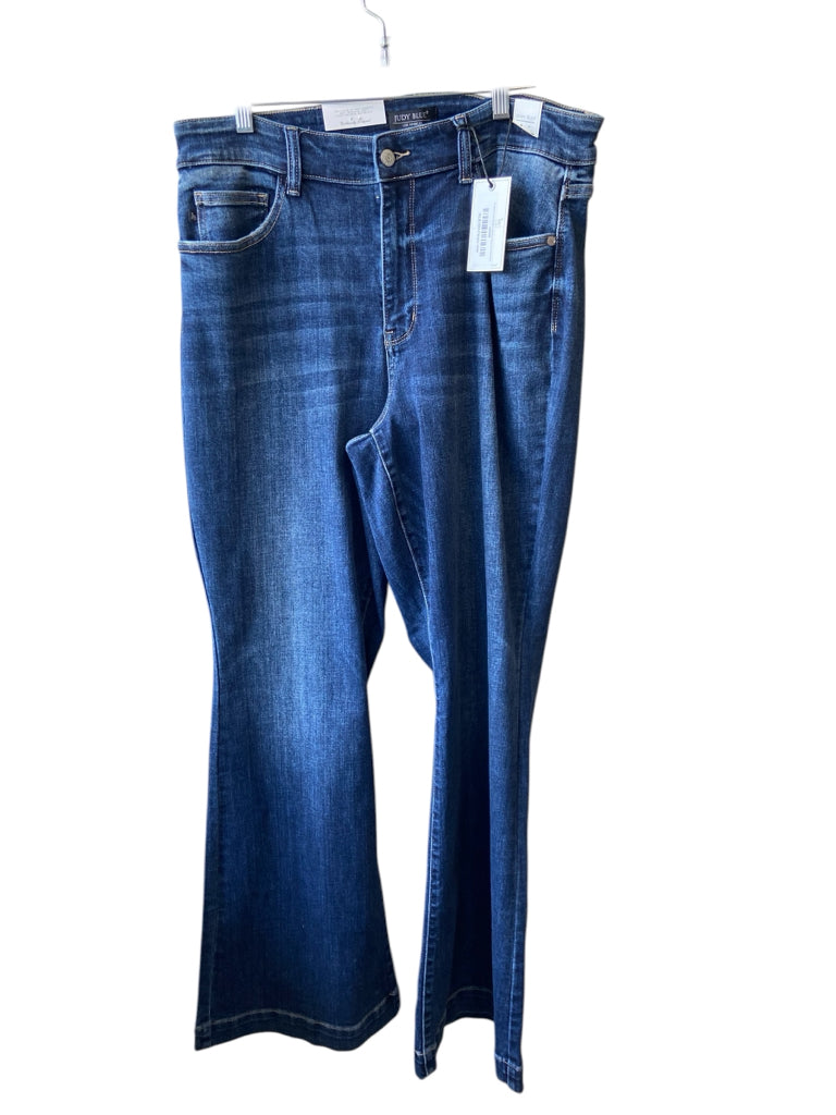 JUDY BLUE Size 16W JEANS W