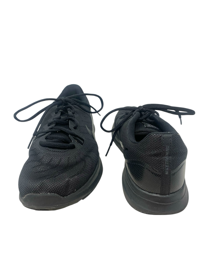NIKE  9.5 SNEAKERS W