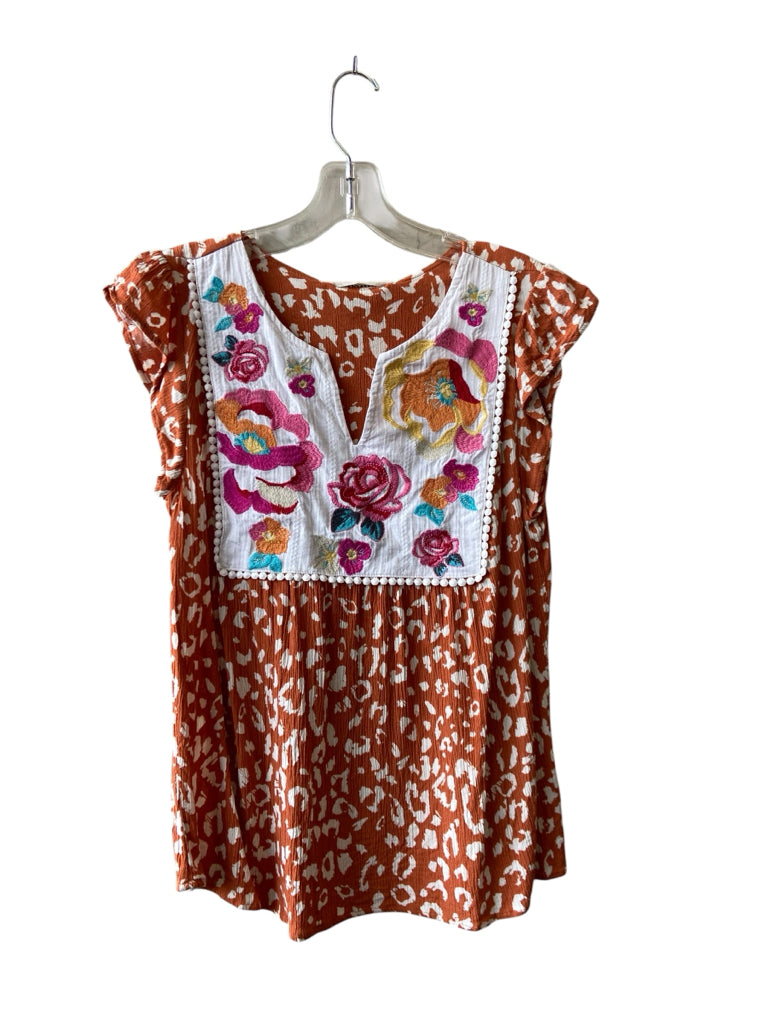 SAVANNA JANE Size small TOP W