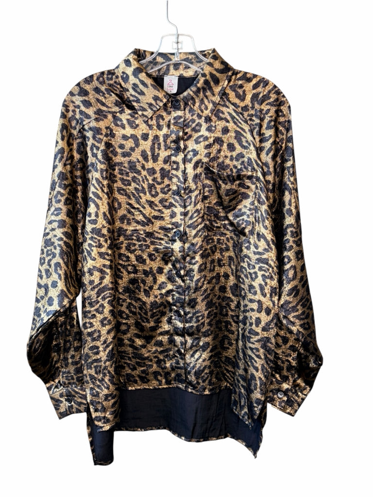 LIKE LOVE Size small BLOUSE W
