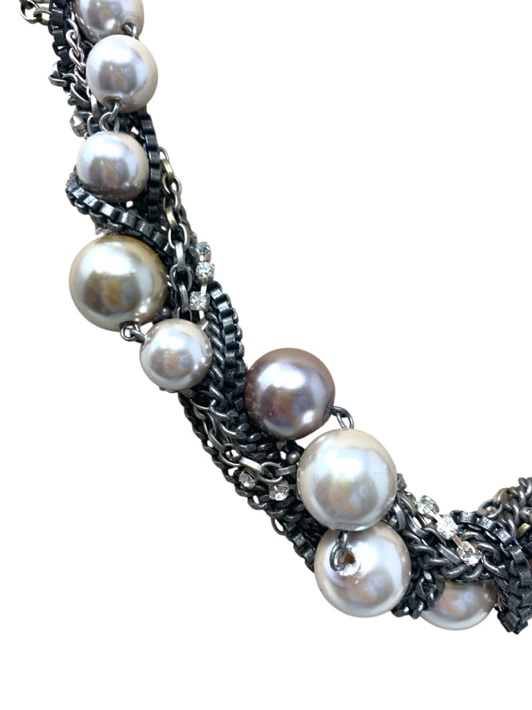 NECKLACE W
