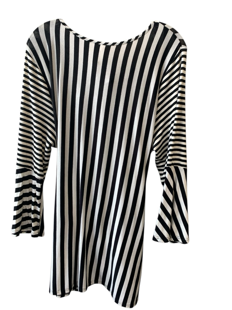 NY COLLECTION  x-lg TOP  W