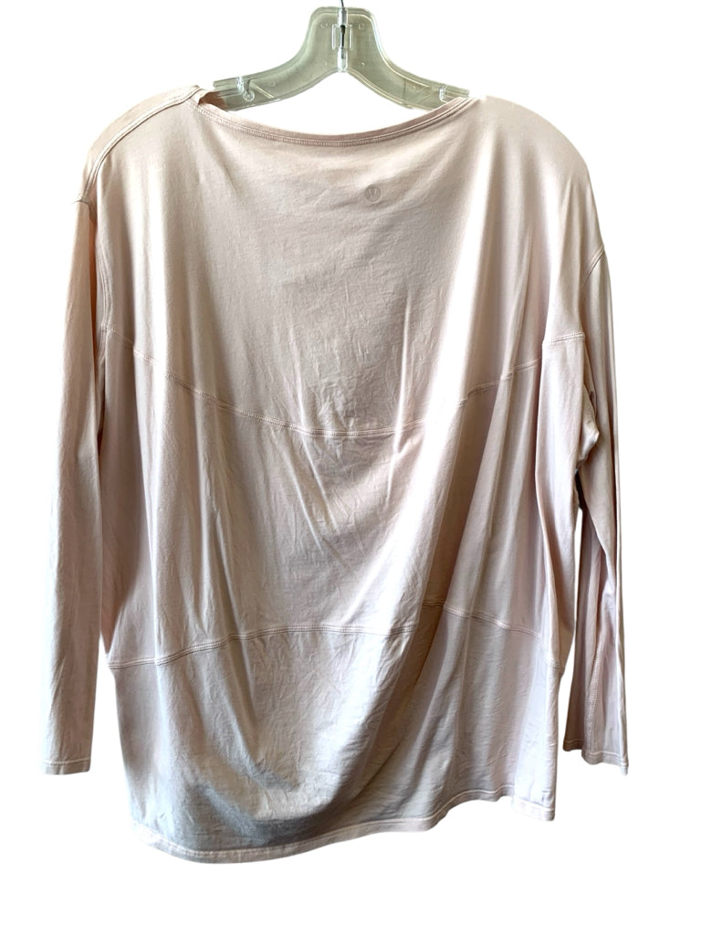 LULULEMON  medium TOP  W